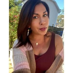 Meet your Posher, Debbie